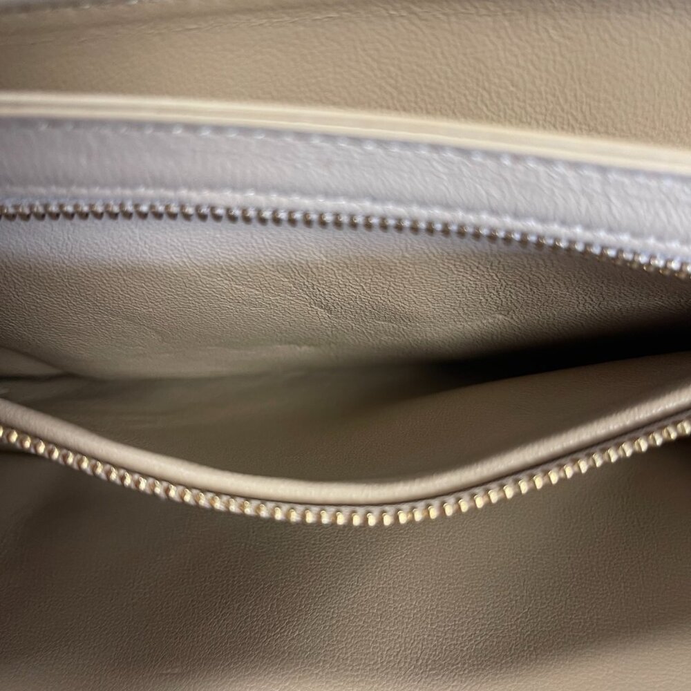 CELINE C Chain Quilted Calfskin Leather Shoulder Bag - Nude - Preowned - Picture 11 of 16